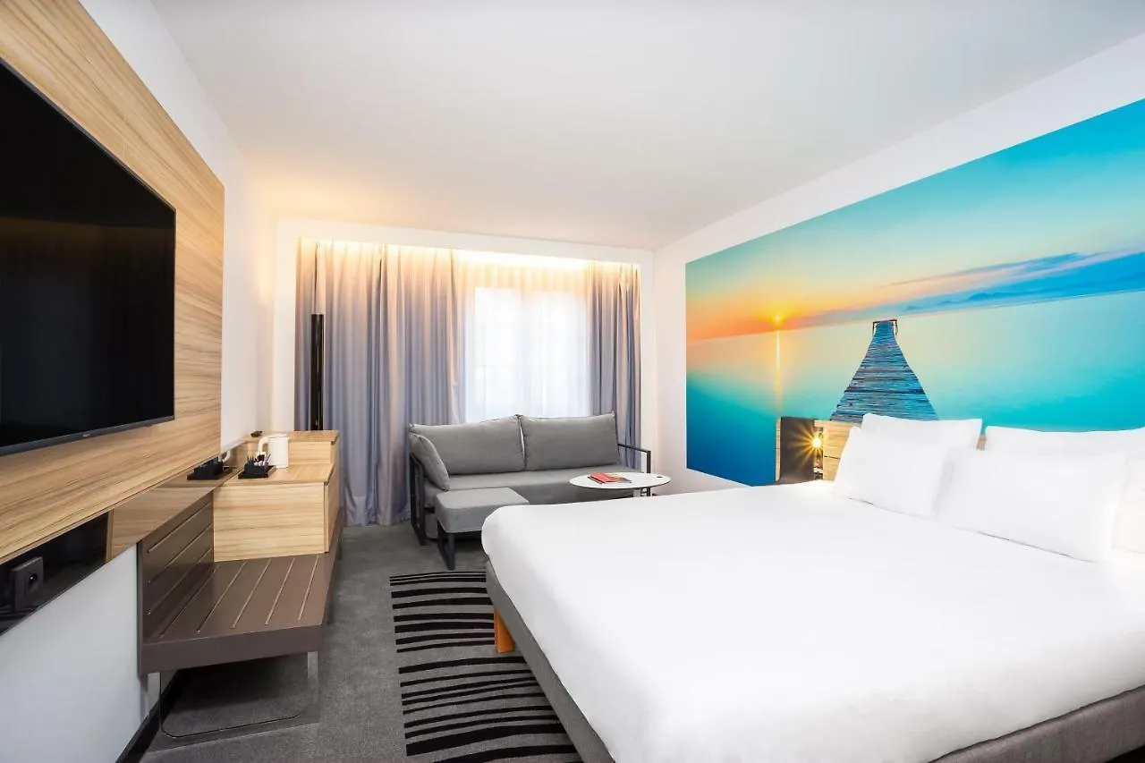 Hotel Novotel Brussels Off Grand Place 4*,  Belçika